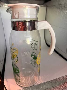 VTG Pyrex Glass Carafe Lemon Lime Juice Pitcher 1 Quart MINT Original Lid MCM